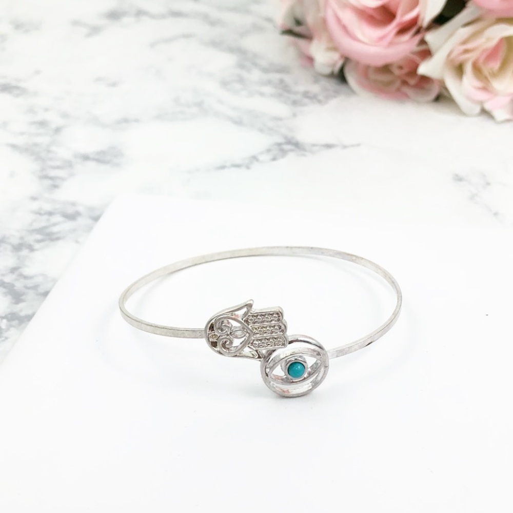 Dainty silver tone Hamsa & Evil Eye bracelet
